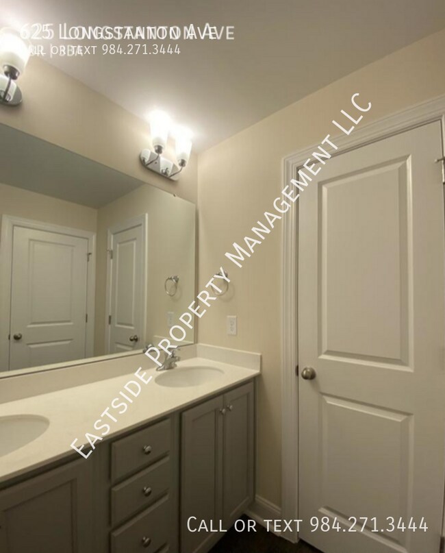 Building Photo - 625 Longstanton Ave