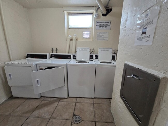 Building Photo - 4550 NW 9th St