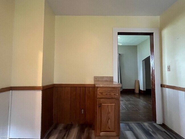 Building Photo - 3 br, 1.5 bath House - 529 Theo Moll Dr