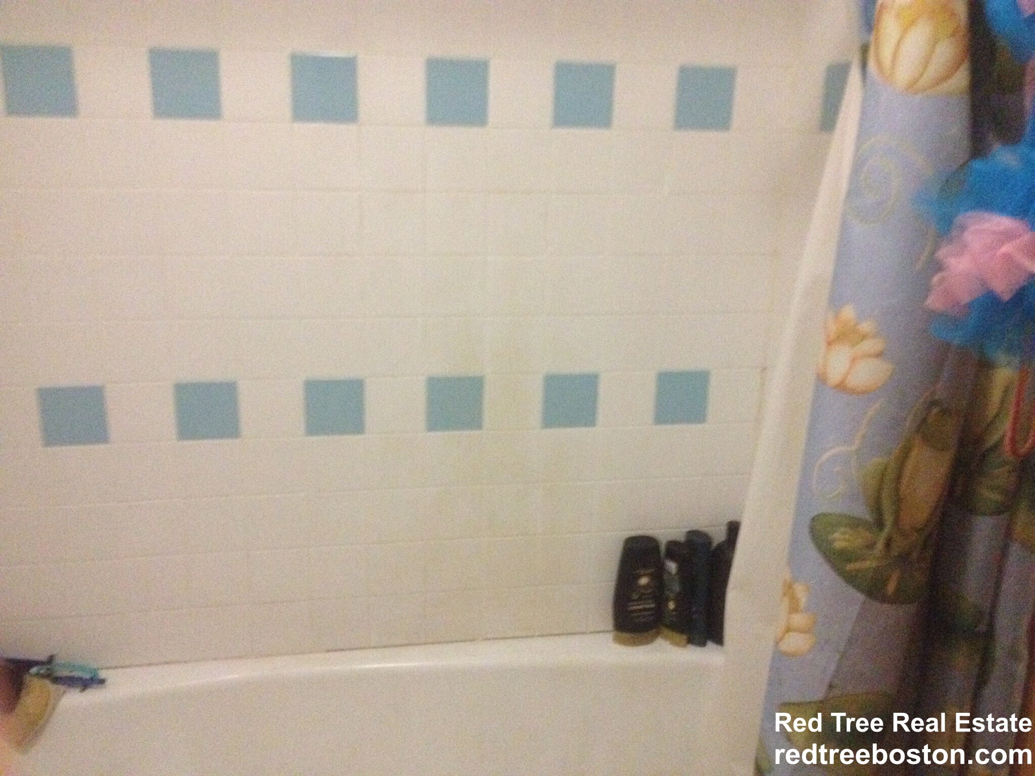 Building Photo - 129 Cedar St