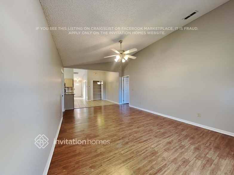 Building Photo - 9633 Blowing Rock Cir N