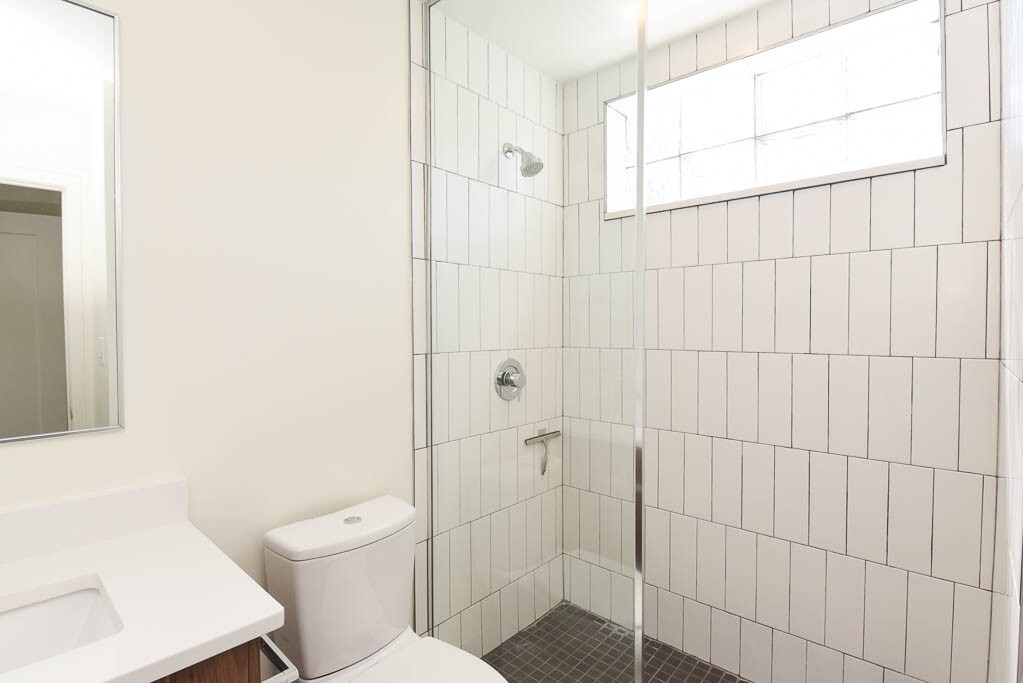 Building Photo - 853 W Grace St