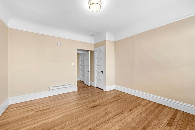 Building Photo - 1115 Polk St