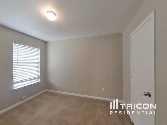Building Photo - 11730 Luckey Vista
