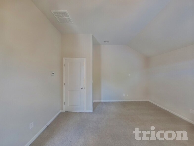 Building Photo - 7218 Sanctuary St