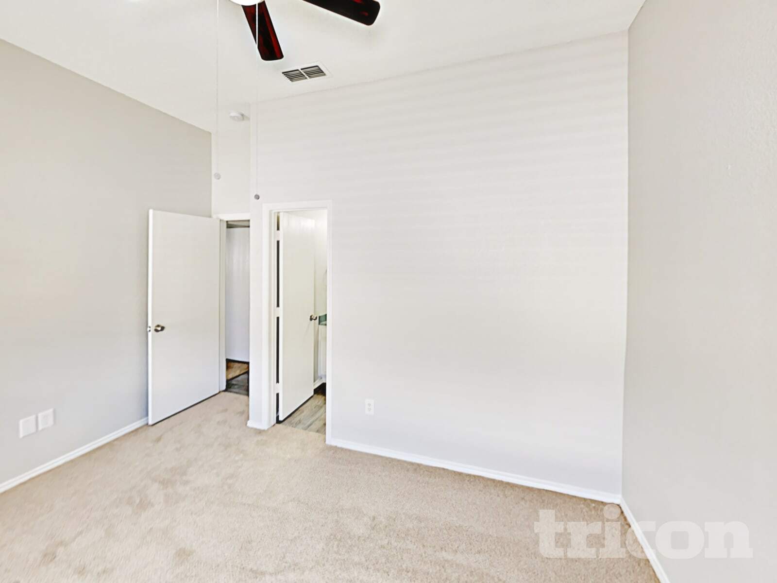 Building Photo - 10525 Flamewood Dr