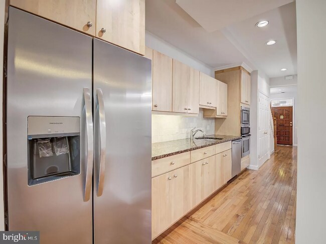 Building Photo - 4316 4th St NW