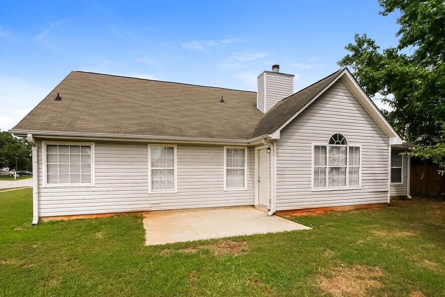 Building Photo - 6435 Winston Trce