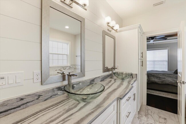 Building Photo - 5360 Spirit Rock Pl