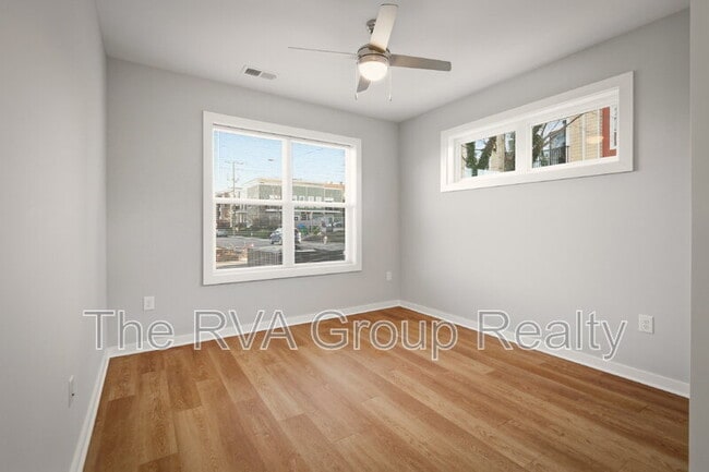 Building Photo - 918 Porter St