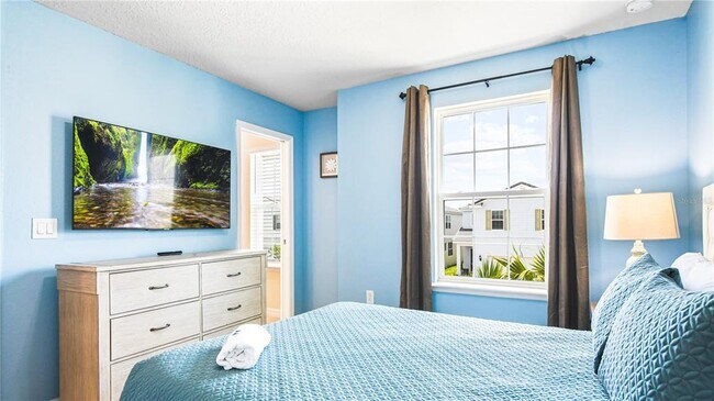 Building Photo - 7219 Oakmoss Loop