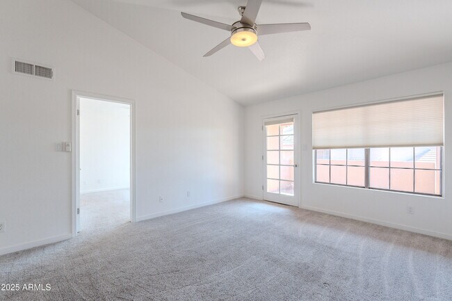 Building Photo - 5950 N 78th St