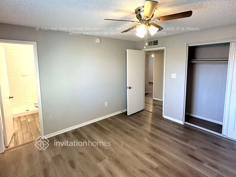 Building Photo - 3459 E Friess Dr