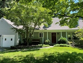 Building Photo - 3 N Lake Rd