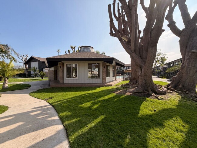 Building Photo - Remodeled 1 Bedroom, 1 Bathroom Stanton Co...