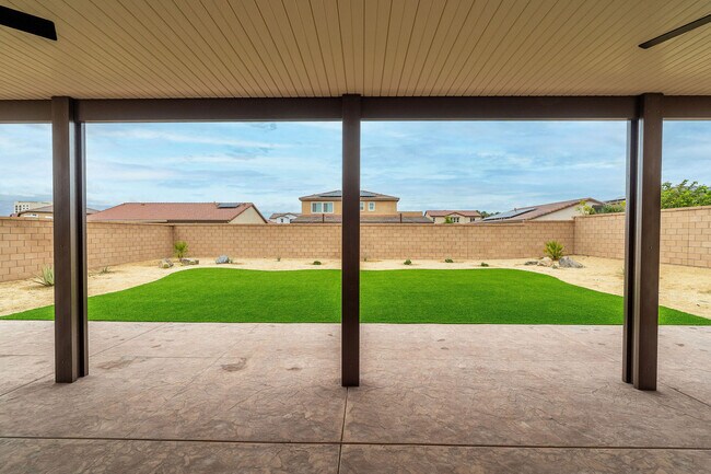 Building Photo - 44721 Melkesian Blvd
