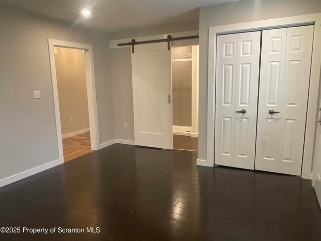 Building Photo - 628 Hudson St