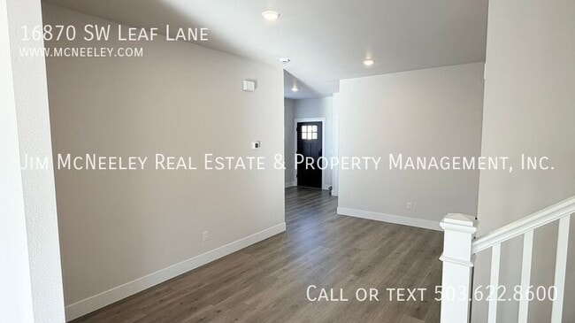 Building Photo - 16870 SW Leaf Ln