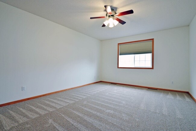 Building Photo - 17081 Eagleview Way