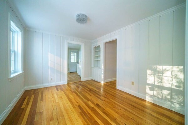 Building Photo - 33 Jackson Rd