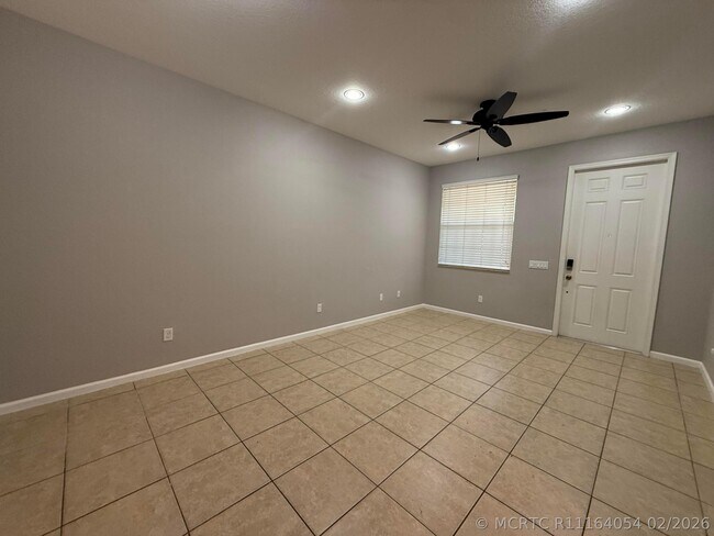 Building Photo - 7189 Briella Dr