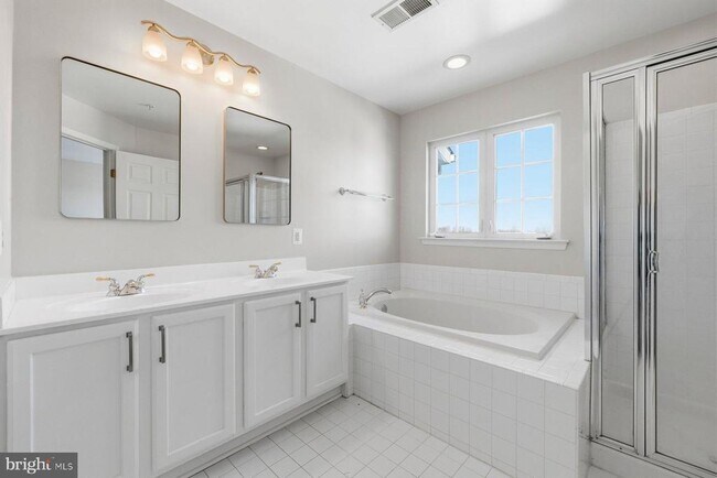 Building Photo - 3816 Sugarloaf Pkwy