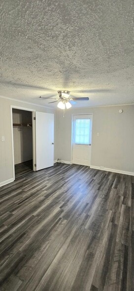 Interior Photo - Century Square Apartments