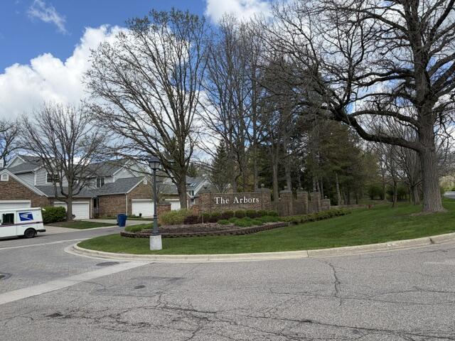 Building Photo - 4299 Pine Ridge Ct