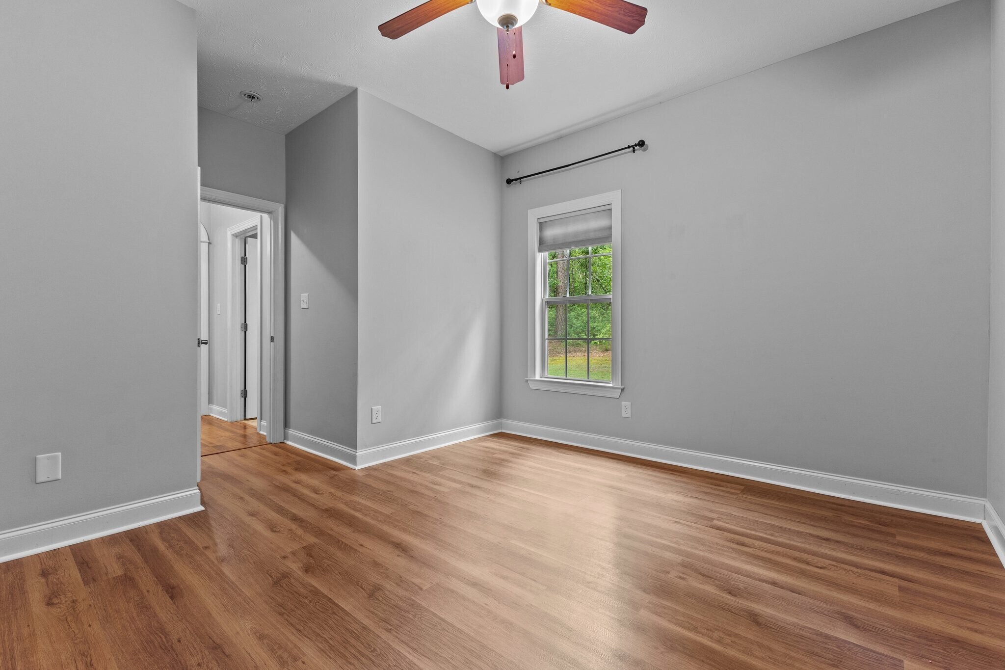 Building Photo - 768 Riverbirch Dr