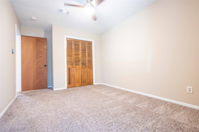 Building Photo - 27245 Kane Ln