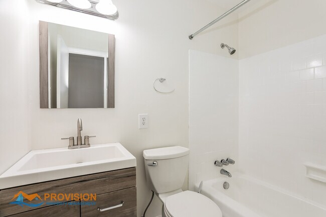 Building Photo - 3025 Rock Dr