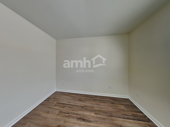 Building Photo - 1378 John Swann St