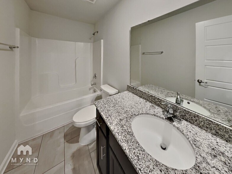 Building Photo - 119 Dasher Dr