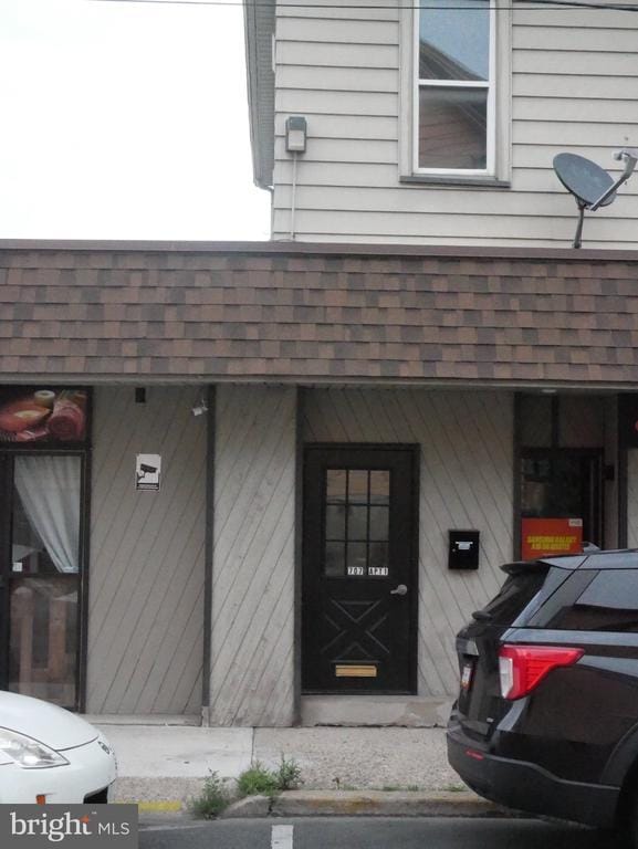 Building Photo - 707 Wood Ave