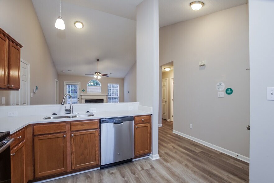 Building Photo - 9129 Shenington Pl
