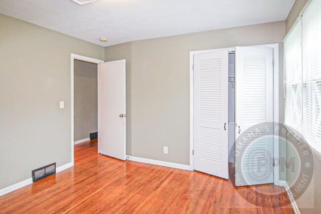 Building Photo - Spacious 4 Bedroom 2.5 Bath Family Home!