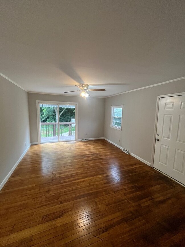 Building Photo - Charming 9 Bedroom Home Located In Raleigh NC!!!