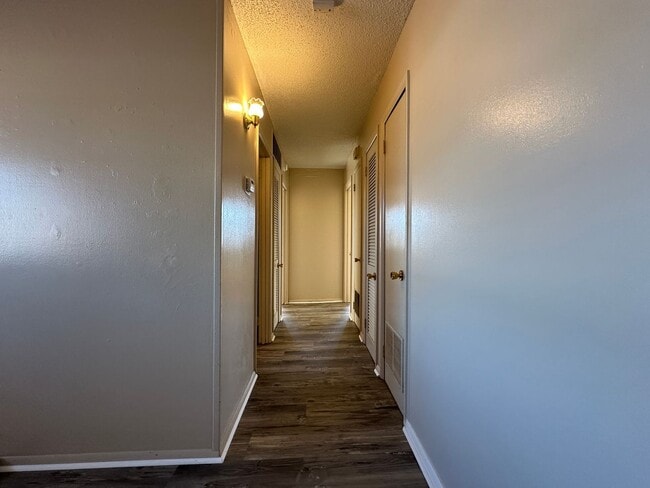 Building Photo - 8022 US-271