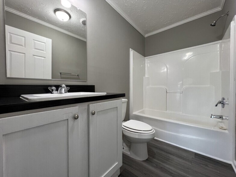 Building Photo - 158 Sugar Maple Dr