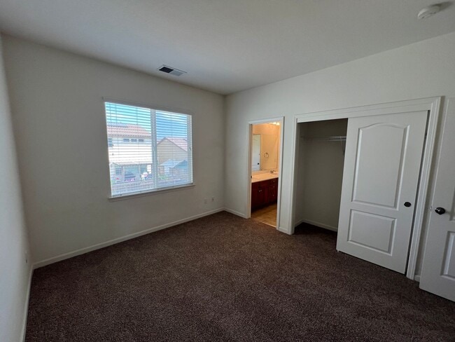 Building Photo - 2553 Acapulco Way
