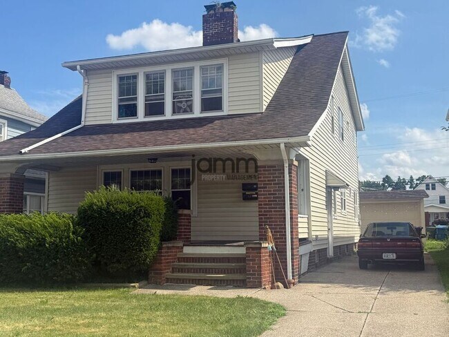 Building Photo - 3435 Brookview Blvd