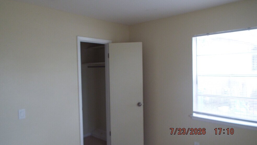 Building Photo - 4874 Castle Lance Dr