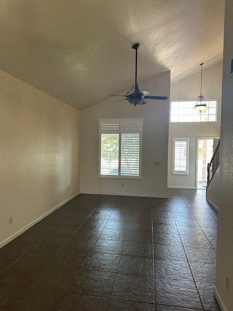 Building Photo - Riverband 4 Bedroom 2.5 Bath Home  with Po...