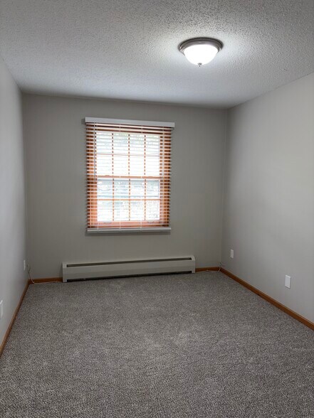 Building Photo - 706 Old Settlers Trl