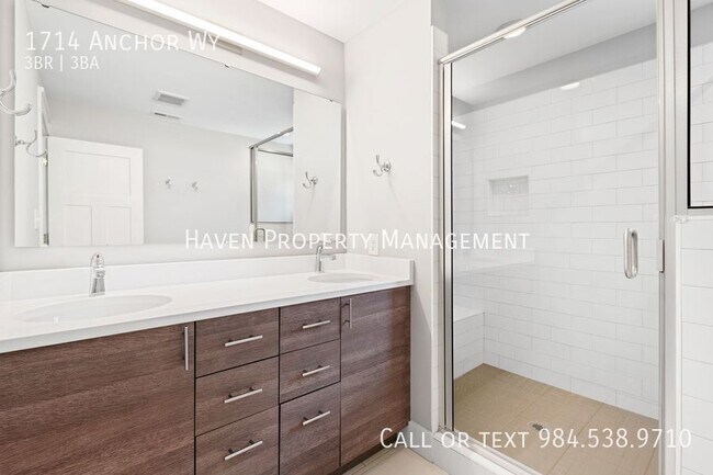 Building Photo - 1714 Anchor Wy