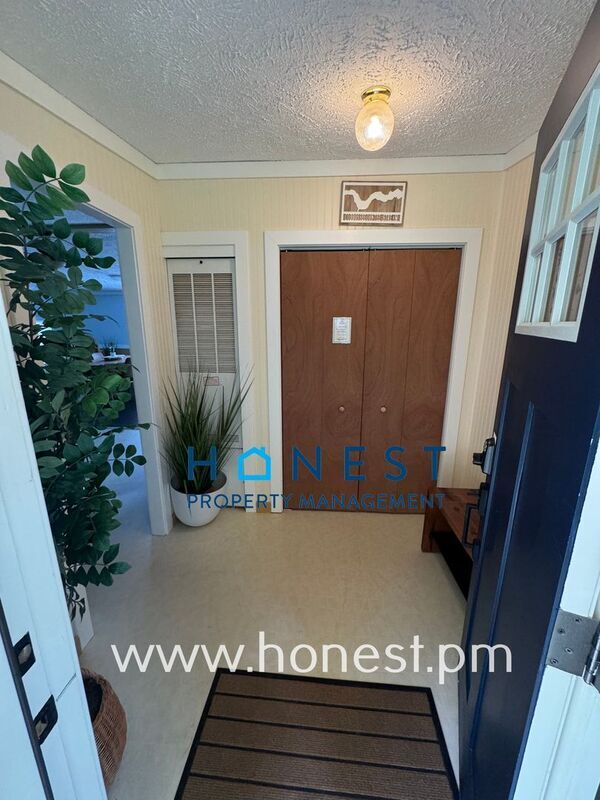 Building Photo - 107 Wood Land Dr