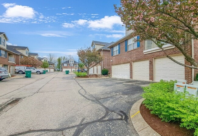 Building Photo - 8439 Grand Trevi Dr