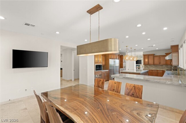 Building Photo - 1635 Liege Dr