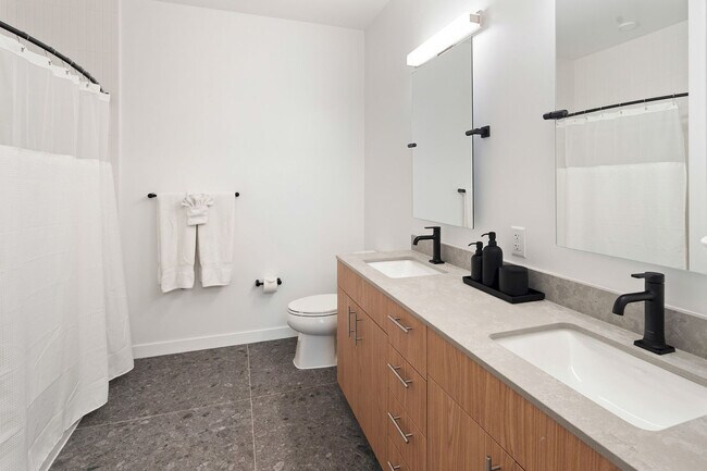 Building Photo - 202 Mill Rd