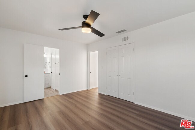 Building Photo - 6739 Garces Ave